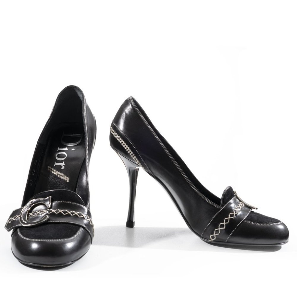 Dior Pumps in Black and CD details